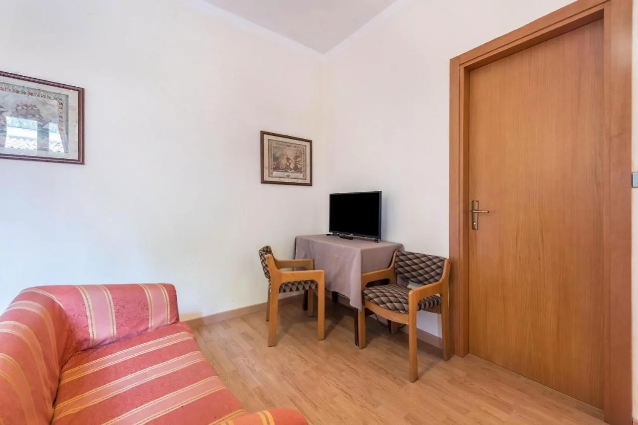 Gardasol Superior 2 Vista Lago Toscolano Maderno Aparthotel